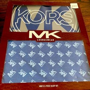 New in box Michael Kors Men’s 2-Piece Sleep Set, size Medium Adult